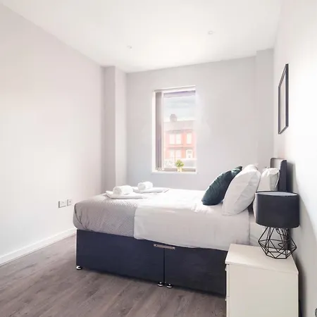 Charming 2 Bed Apartment In Waterloo Liverpool Exterior photo